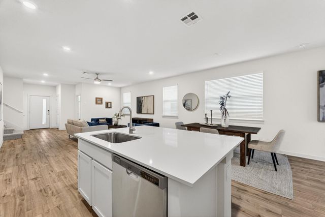 143 Shawii PASS, Leander, TX 78641