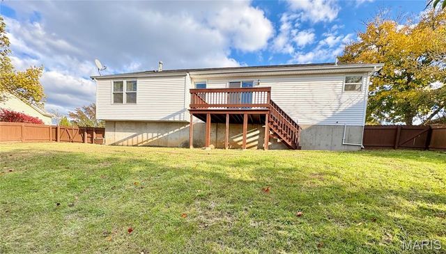 38 Amberly Drive, St Peters, MO 63376