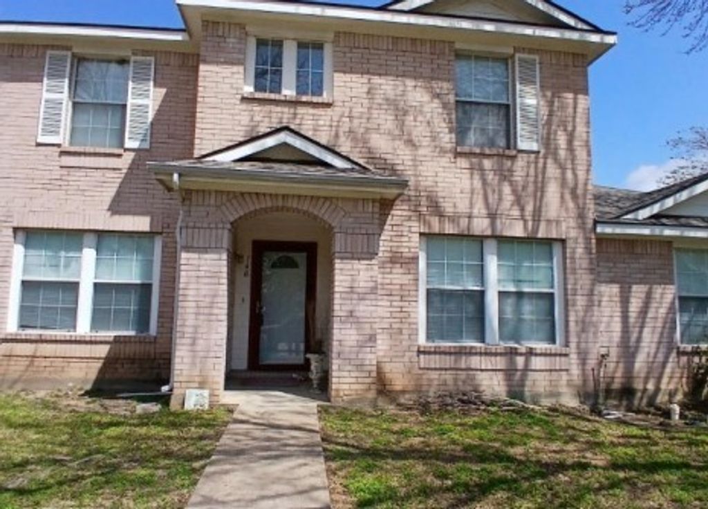 140 Rolling Hills Place, Lancaster, TX 75146