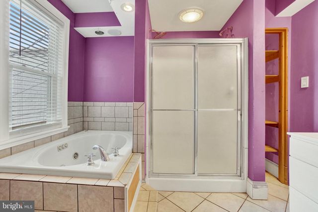 208 S 6TH ST, Columbia, PA 17512