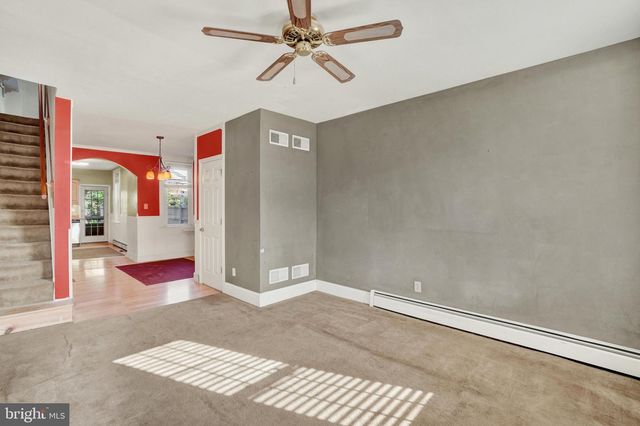 208 S 6TH ST, Columbia, PA 17512