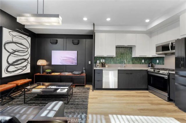 713 Cara Cara Lane, Covina, CA 91723