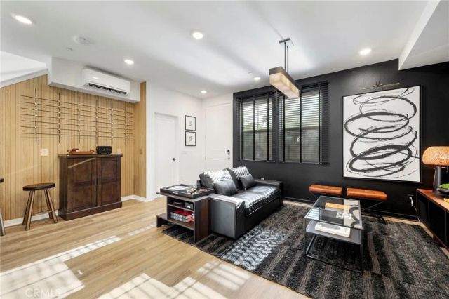 713 Cara Cara Lane, Covina, CA 91723