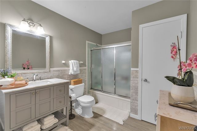 1794 Sweeney Street, North Tonawanda, NY 14120