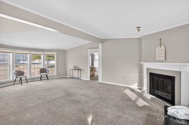 913 E Lewis Street, Whitehall, MI 49461