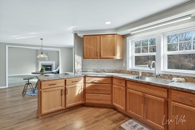 913 E Lewis Street, Whitehall, MI 49461