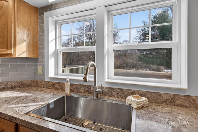 913 E Lewis Street, Whitehall, MI 49461