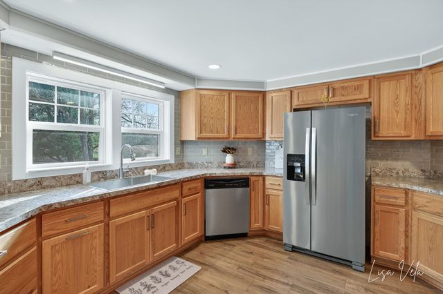 913 E Lewis Street, Whitehall, MI 49461