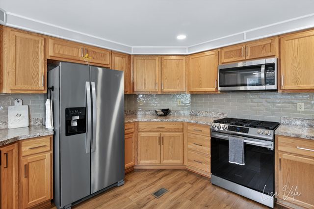 913 E Lewis Street, Whitehall, MI 49461