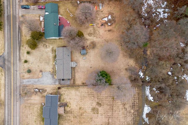 913 E Lewis Street, Whitehall, MI 49461