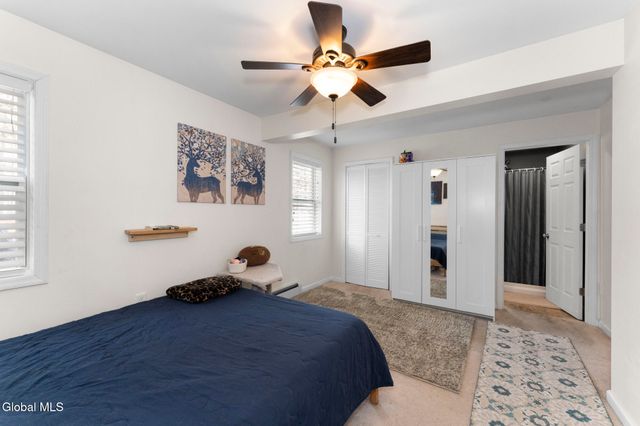 38 Rotterdam Street, Rotterdam, NY 12306