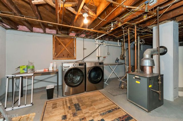 38 Rotterdam Street, Rotterdam, NY 12306