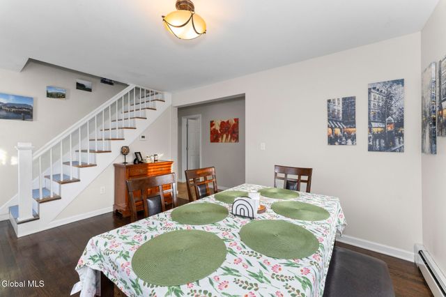 38 Rotterdam Street, Rotterdam, NY 12306