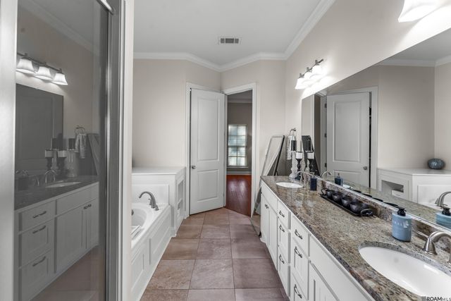 7088 Rue Lierre, Zachary, LA 70791