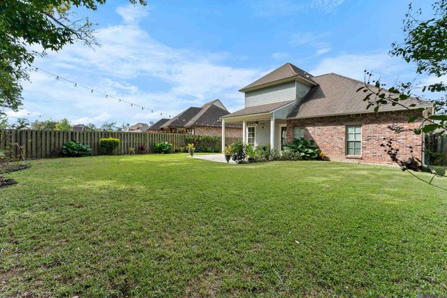 7088 Rue Lierre, Zachary, LA 70791