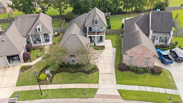 7088 Rue Lierre, Zachary, LA 70791