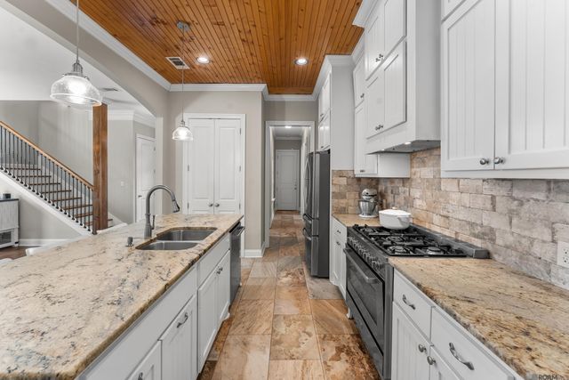 7088 Rue Lierre, Zachary, LA 70791