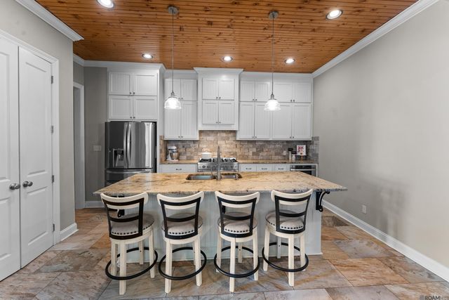7088 Rue Lierre, Zachary, LA 70791