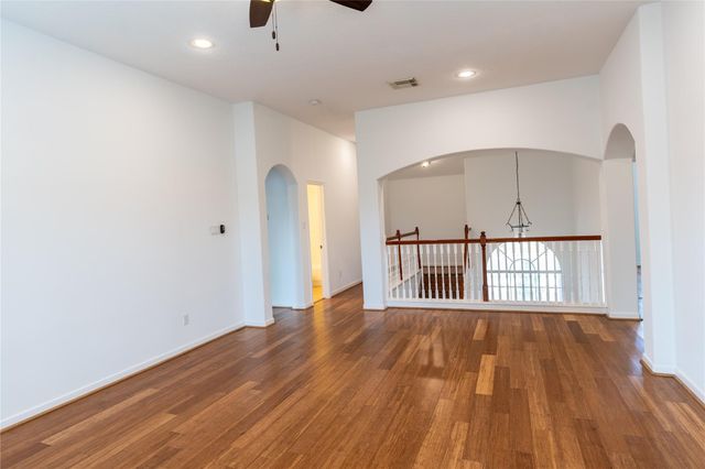 2109 Auburn Shores Drive, Pearland, TX 77584