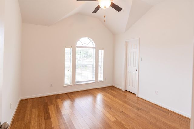 2109 Auburn Shores Drive, Pearland, TX 77584