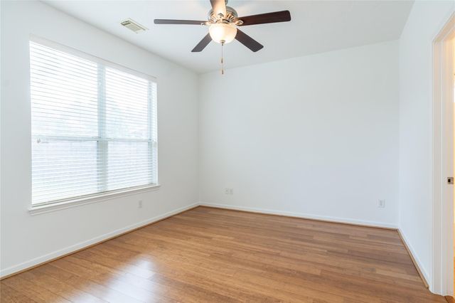 2109 Auburn Shores Drive, Pearland, TX 77584