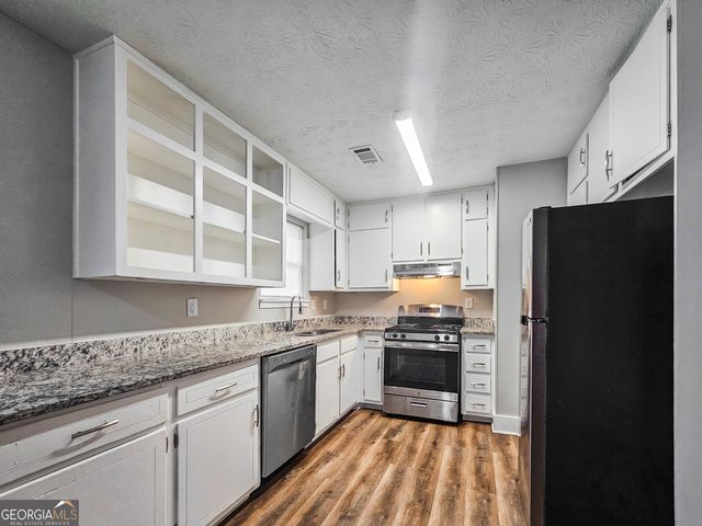 3006 Stanton Road SE, Conyers, GA 30094