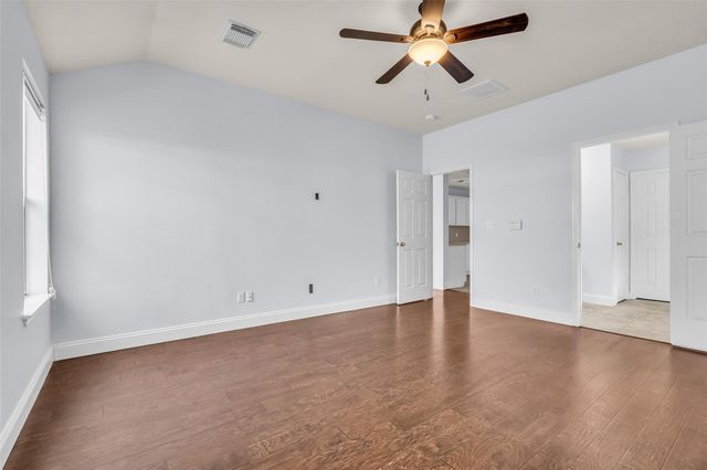 19615 Amistad Drive, Tomball, TX 77375