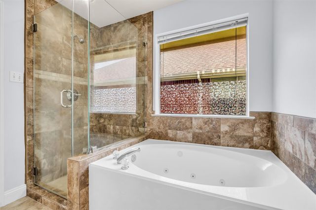 19615 Amistad Drive, Tomball, TX 77375