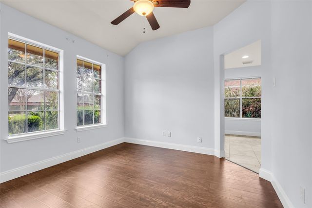 19615 Amistad Drive, Tomball, TX 77375