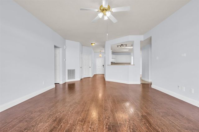 19615 Amistad Drive, Tomball, TX 77375