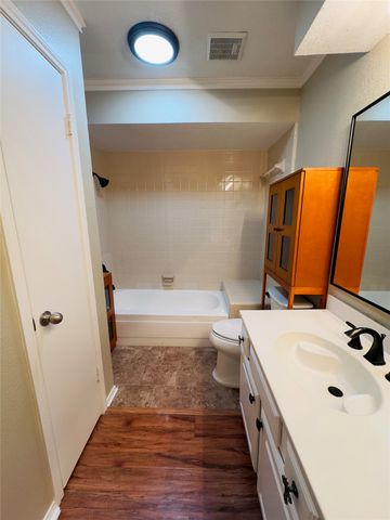 3929 Saint Christopher Lane, Dallas, TX 75287