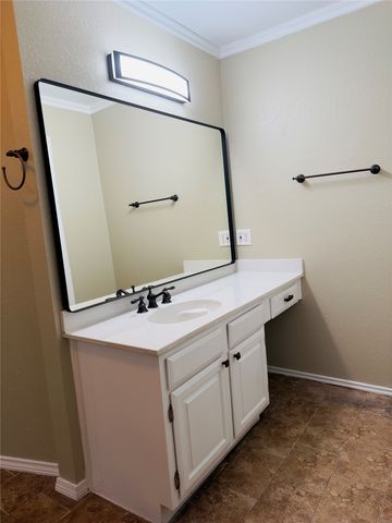 3929 Saint Christopher Lane, Dallas, TX 75287