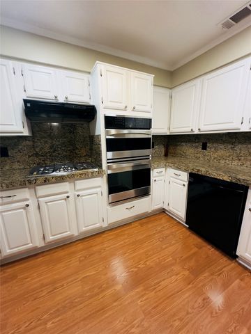 3929 Saint Christopher Lane, Dallas, TX 75287