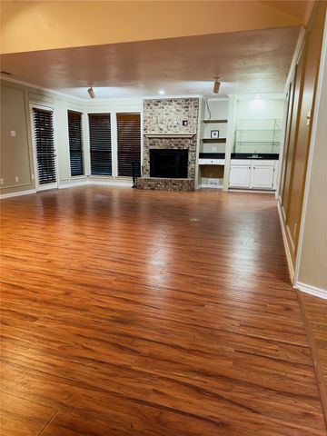 3929 Saint Christopher Lane, Dallas, TX 75287