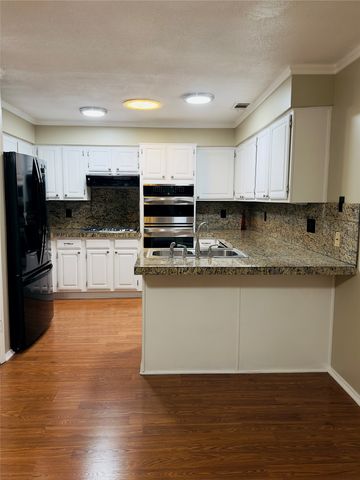 3929 Saint Christopher Lane, Dallas, TX 75287