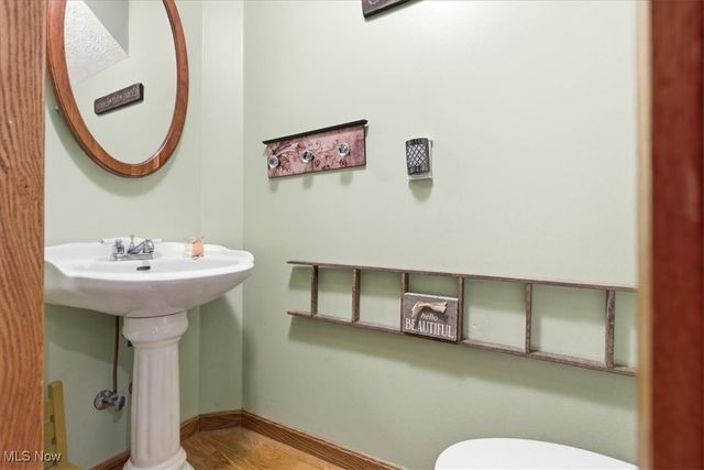 1621 Lakewood Circle, Washington, WV 26181