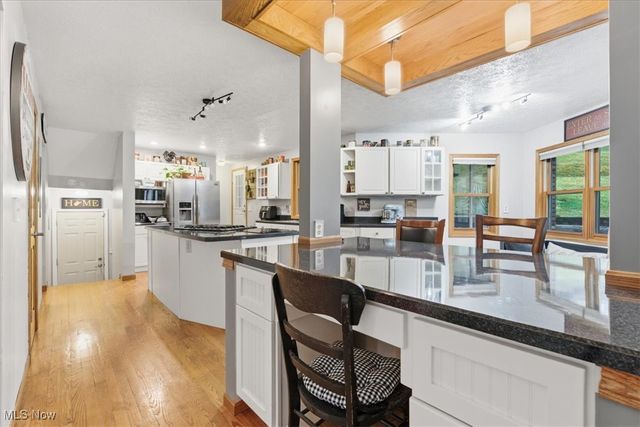 1621 Lakewood Circle, Washington, WV 26181