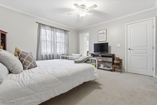 1621 Lakewood Circle, Washington, WV 26181