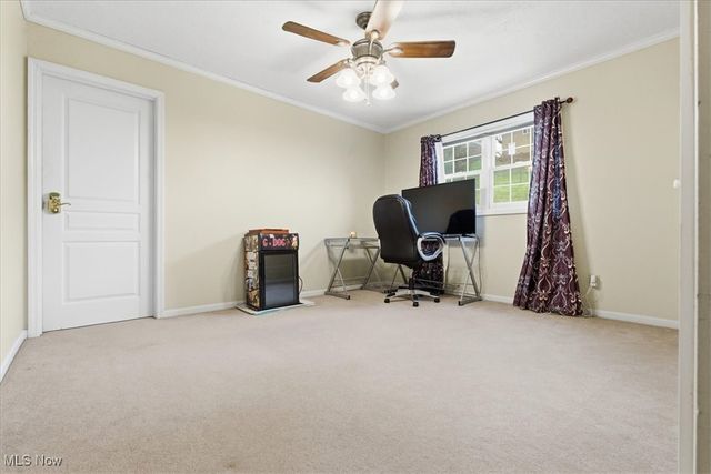 1621 Lakewood Circle, Washington, WV 26181