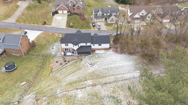 1621 Lakewood Circle, Washington, WV 26181