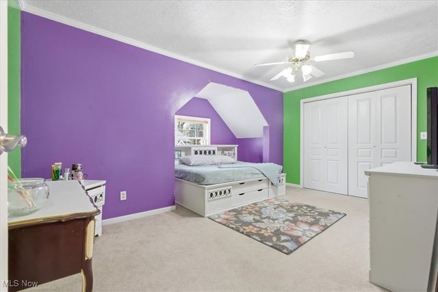 1621 Lakewood Circle, Washington, WV 26181