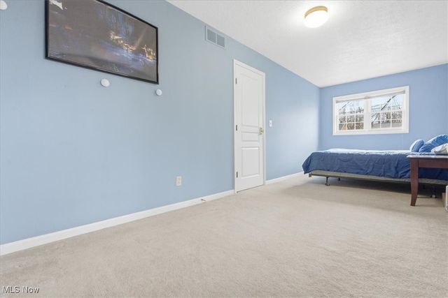 1621 Lakewood Circle, Washington, WV 26181