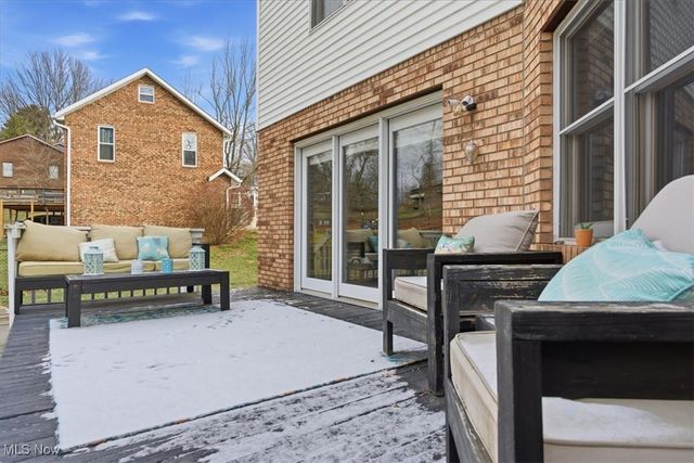 1621 Lakewood Circle, Washington, WV 26181