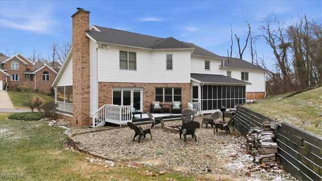 1621 Lakewood Circle, Washington, WV 26181