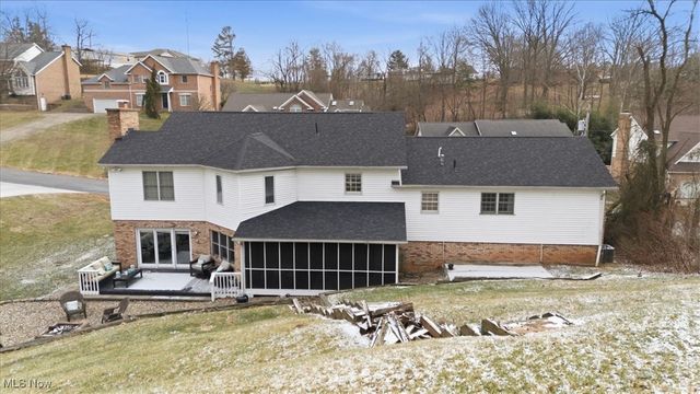 1621 Lakewood Circle, Washington, WV 26181