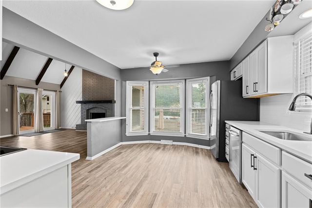 3712 SW Christiansen Drive, Blue Springs, MO 64014