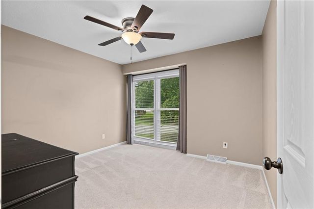 3712 SW Christiansen Drive, Blue Springs, MO 64014