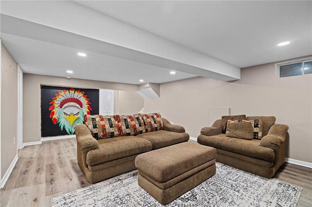 3712 SW Christiansen Drive, Blue Springs, MO 64014