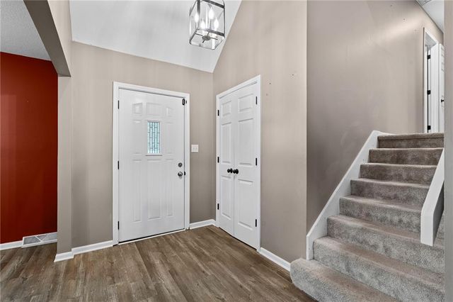 3712 SW Christiansen Drive, Blue Springs, MO 64014