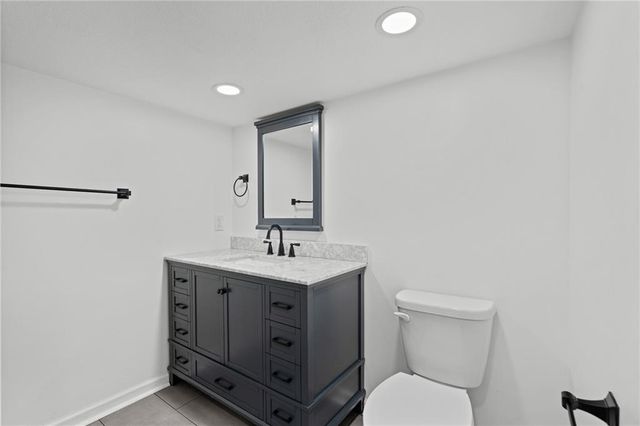 3712 SW Christiansen Drive, Blue Springs, MO 64014